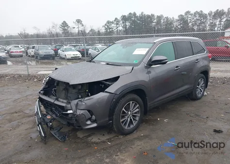 2019 Toyota Highlander Xle from USA, damaged, VIN 5TDJZRFH4KS563533